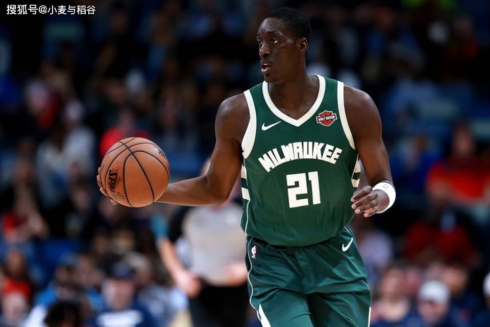 在发展联盟都得不到什么出场时间，昔日雄鹿3D侧翼将转战法甲联赛